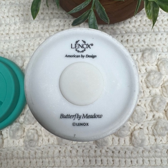 LENOX AMERICAN BY DESIGN Butterfly Meadow Ceramic Tumbler Decorative Travel Mug - Picture 13 of 14